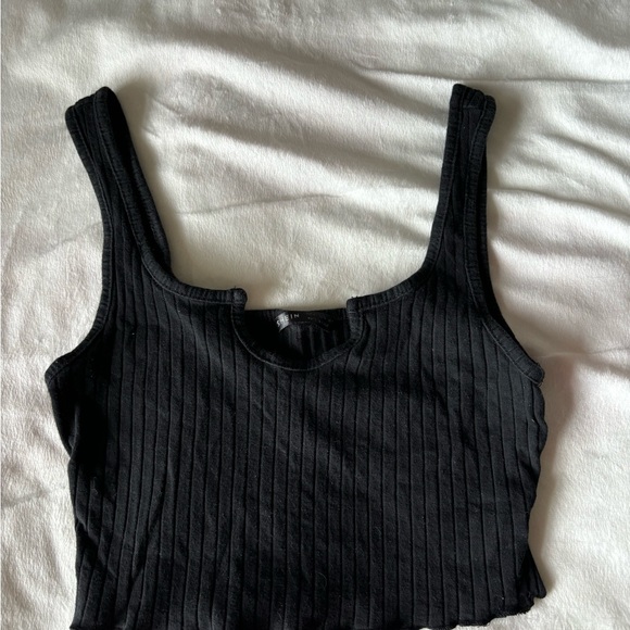 3 FOR $12 !! Shein crop tanks all size xs ! - Picture 4 of 7